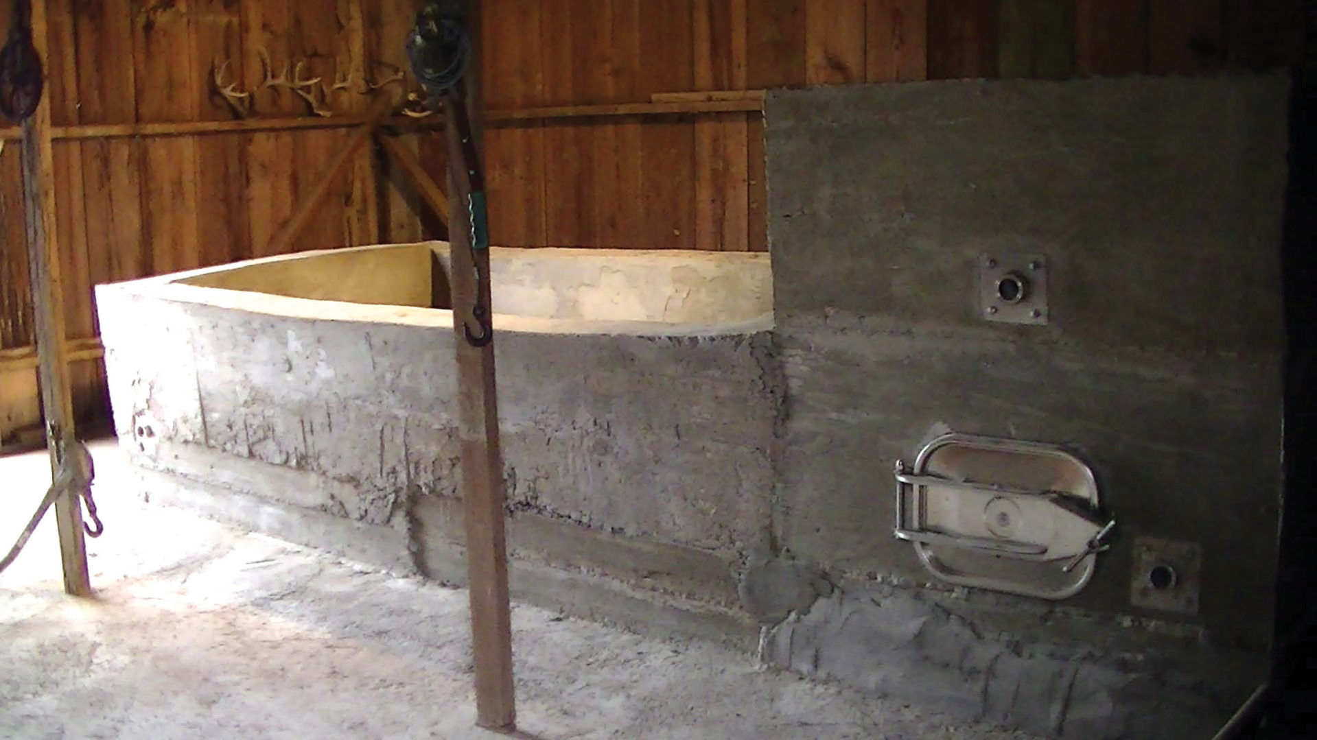 concrete fermenter.jpg